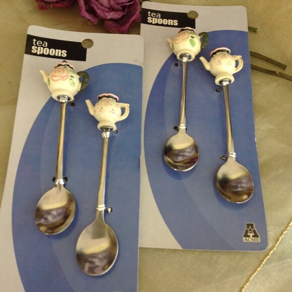 Set of 4 Decorative Tea Spoons - Picture 1 of 3